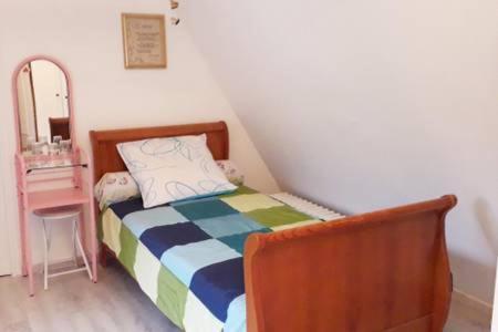 Halte Aux Places Marcillac-Saint-Quentin Екстер'єр фото